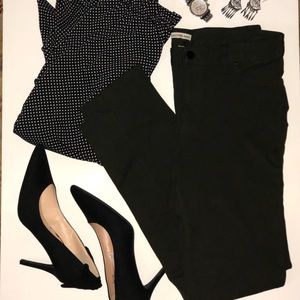 Calvin Klein Green Jeggings with pockets, size 10